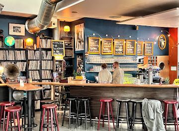 germany/holstein/bar/blauer-engel