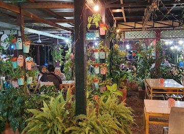 malaysia/perlis/bar/th-cafe