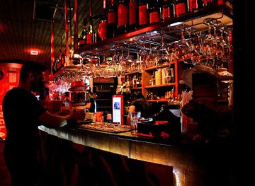 chile/metropolitan-region-of-santiago/bar/red-pub