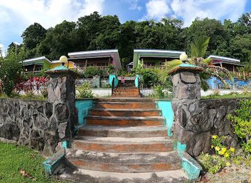 samoa/lalomanu-beach/bar/taufua-beach-fales