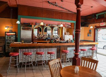 louisiana/lake-borgne/bar/velveteen-lounge-restaurant