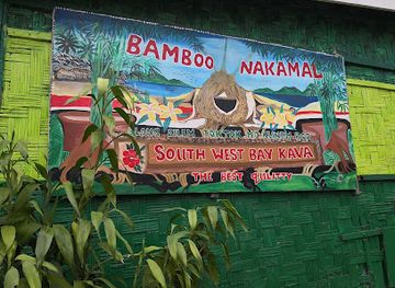 vanuatu/malekula-island/bar/timber-nakamal-was-bamboo-nakamal