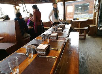 chile/tierra-del-fuego/bar/la-mesita-de-almanza