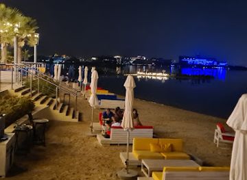 united-arab-emirates/rub-al-khali-empty-quarter/bar/club-vista-mare