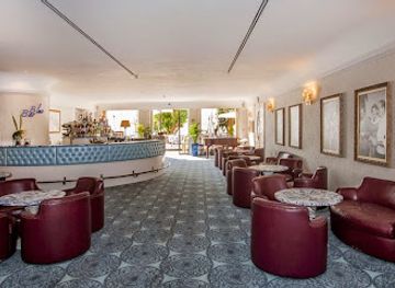 italy/venice-lido/bar/blue-bar