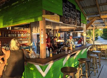 belize/cockscomb-basin-wildlife-sanctuary/bar/the-pelican-sunset-bar