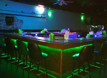 iowa/pikes-peak-state-park/bar/city-sounds-dance-club