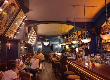 spain/catalonia-pyrenees/bar/bobby-s-free