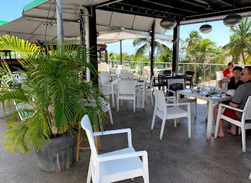 curacao/mambo-beach/bar/the-green-house