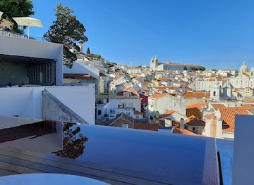 portugal/lisbon/alfama/bar/memmo-hotel-bar