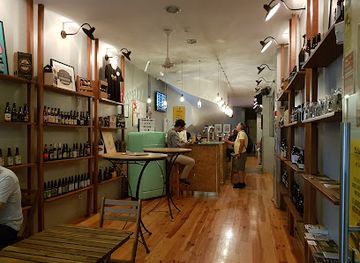 portugal/douro/bar/catraio-craft-beer-shop-bar