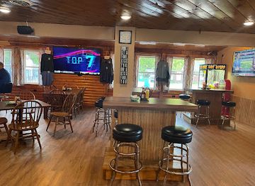 wisconsin/northwoods/bar/caldron-falls-bar