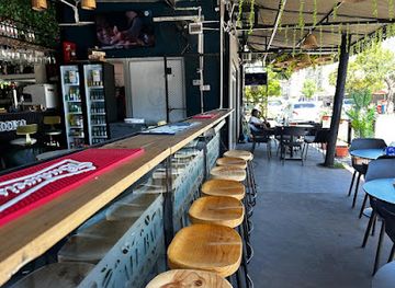 mozambique/makonde-plateau/bar/lookal-bar-cafe-nicola