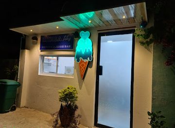 maldives/thulusdhoo-island/bar/hiyala-cafe-bistro