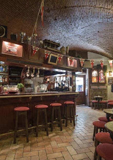 Kikuya Pub