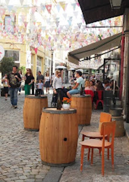 Котка и Мишка, Cat and Mouse Beer Bar
