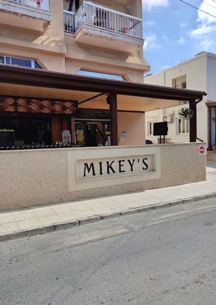 Mikeys Bar