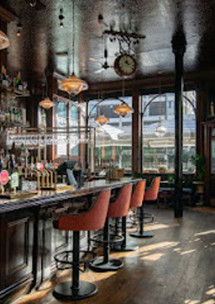 The Elgin