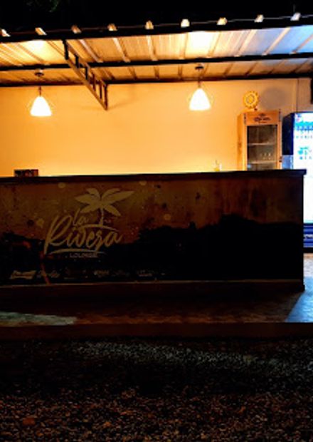 La Rivera Lounge