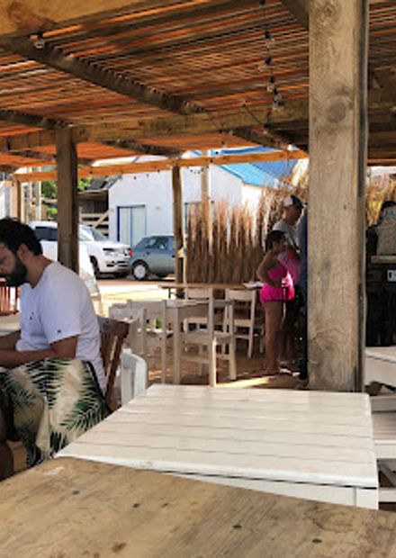Arrai Beach Bar