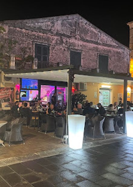 Emotion Cafe