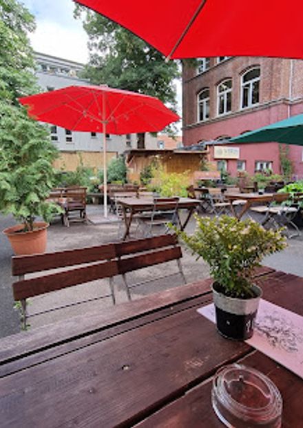 Nerly Cafe-Restaurant-Bar