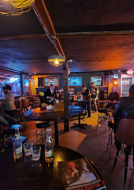 Tailgate Tavern