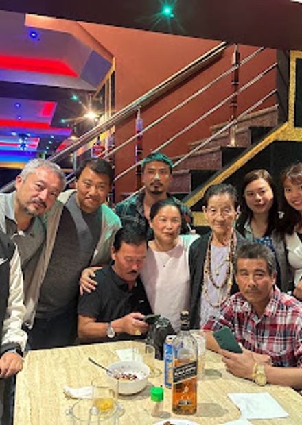 Oppa’s Pub