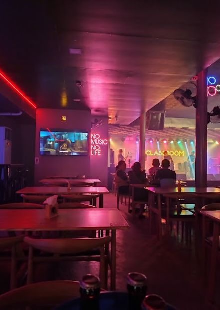 Classroom Bar