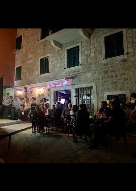 Dali Bar