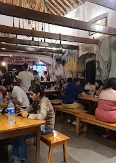 Darlings bar