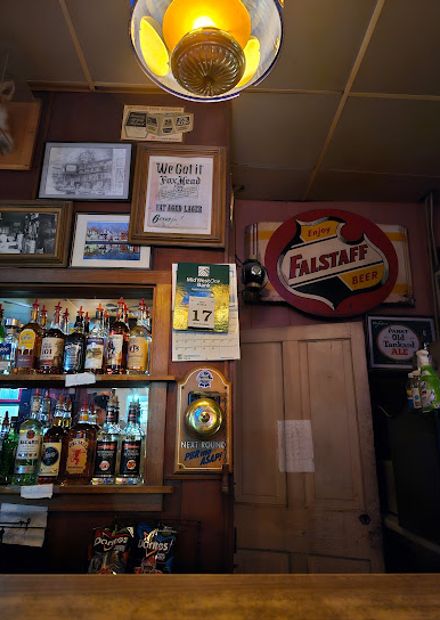 The Fox Head Tavern