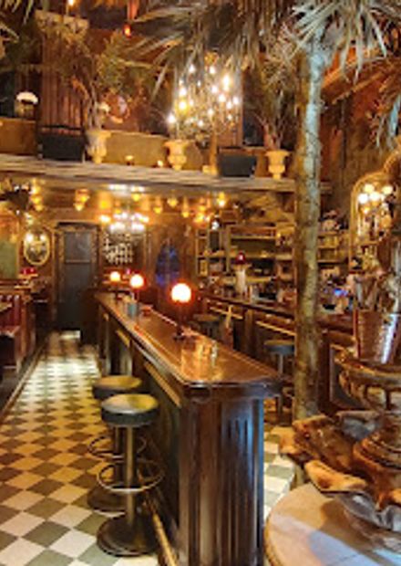 Juan Rodriguez Bar •Compañia de Bebida