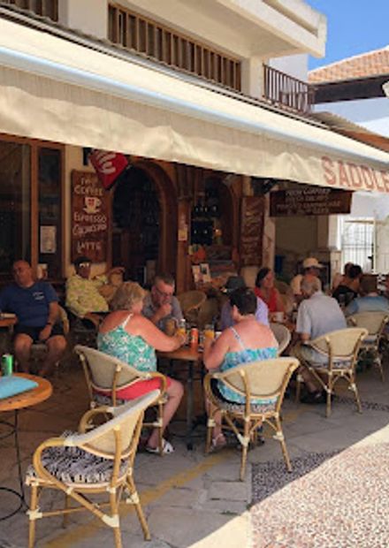 Saddles Café & Bar
