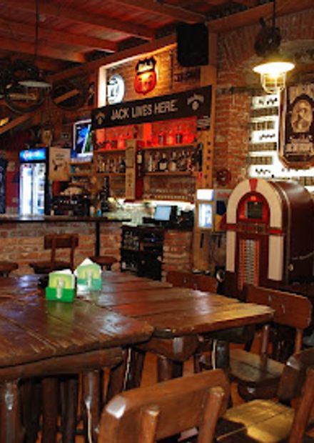 Riders Pub