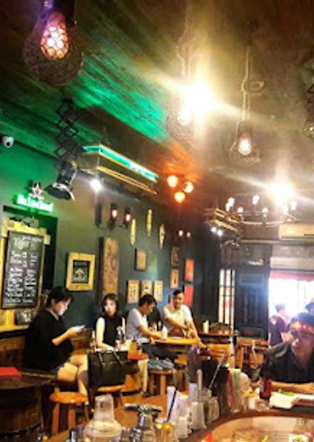 PRAGUE pub