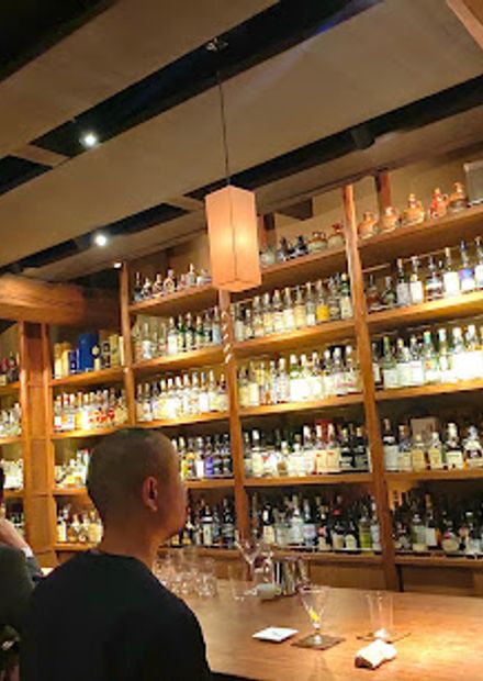bar K-ya main building
