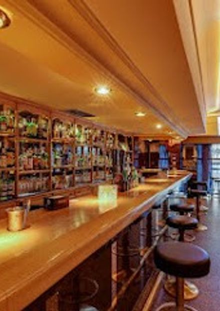 Brindis Music-bar