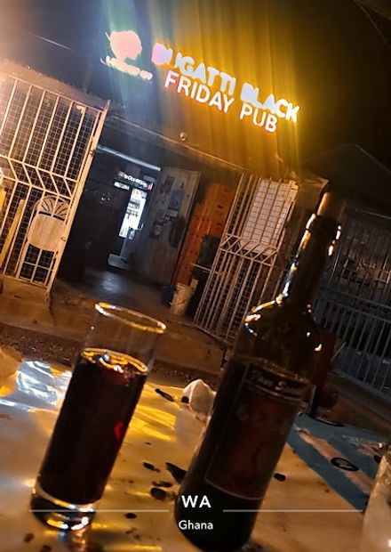 Bugatti Black Friday Pub