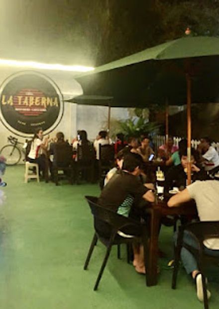LA TABERNA RESTOBAR CAFETERÍA