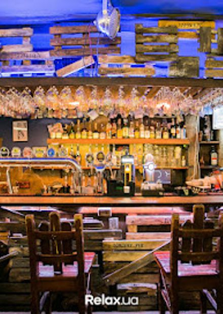 Dorothy Pub