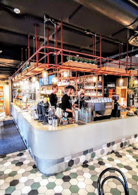 Wine Cafe Olavi