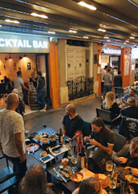 Cocktail Bar