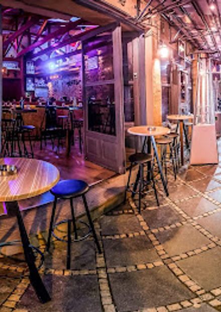 Refren Music Bar