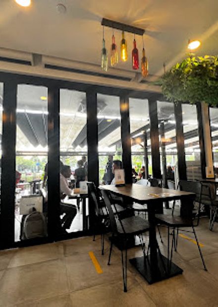 TAG Restaurant & Bar