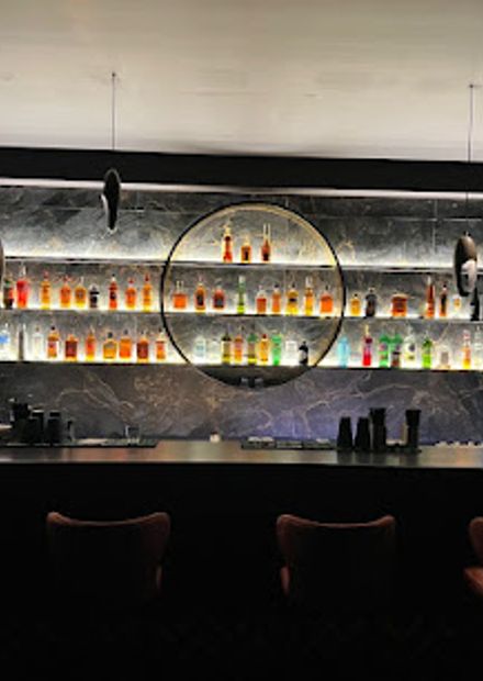 Green Door Bar