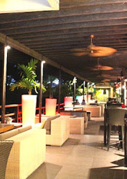 Bellini Champagne Lounge