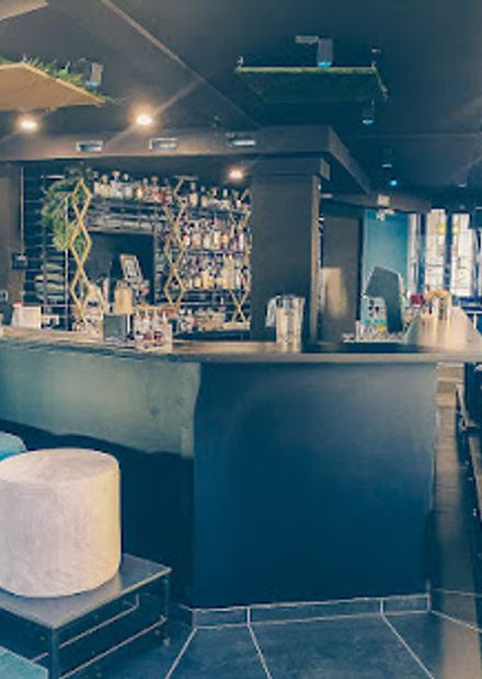 Niagara cocktail bar