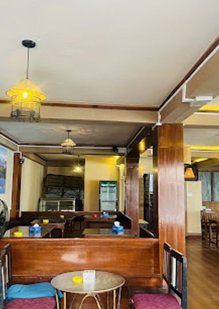Everest Irish Pub