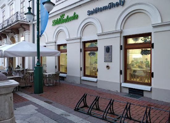 hungary/szeged-csanad/bar/zoldlevelecske-salatamuhely